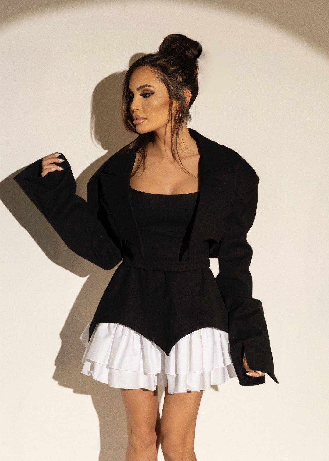 DOLCE<br /> <span>ЧЕРНО САКО ДЕНИМ</span>